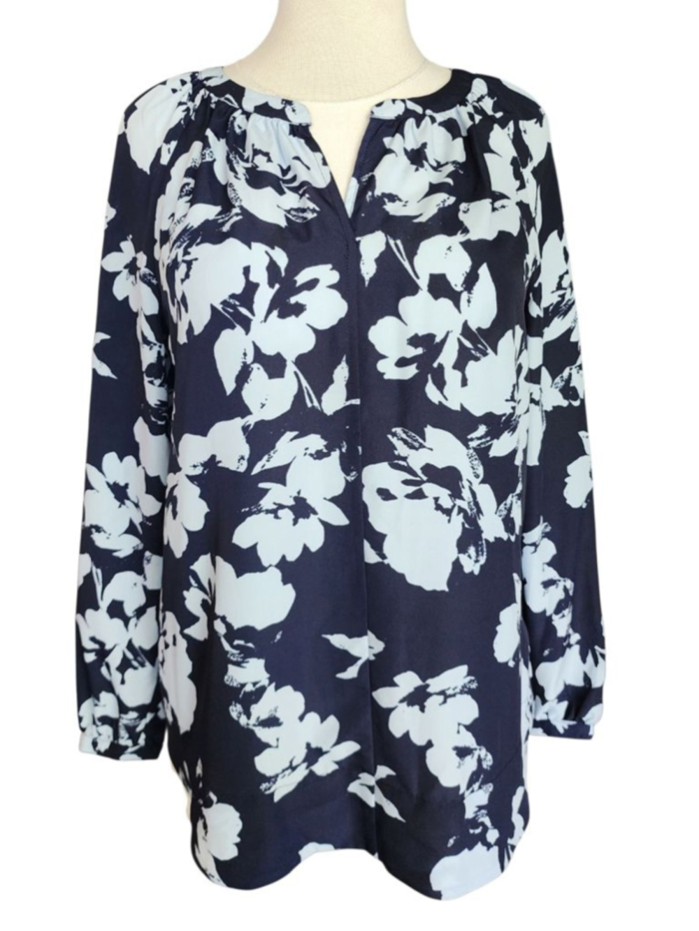Daisy Fuentes Blue Pearl Floral Tunic Top Long Sleeve Blouse Size S NWT Career